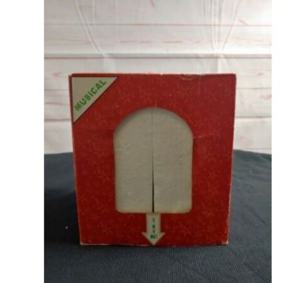 Vintage Musical Nutcracker Snow Globe - Picture 6 of 7